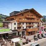 Ferienanlage Central Aparthotel 4*