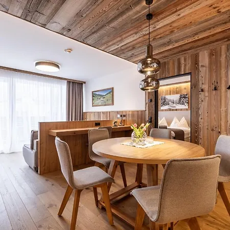 Central - Holiday Resort Flachau 4* Flachau