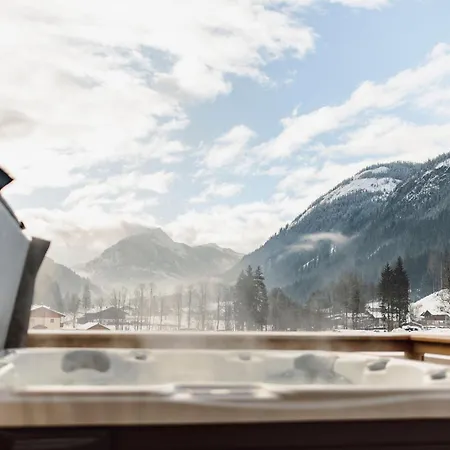 Central - Holiday Resort Flachau 4*