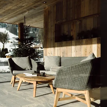 Central - Holiday Resort Flachau Aparthotel 4*