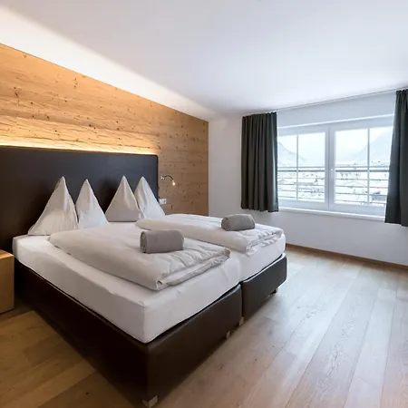 Central - Holiday Resort Flachau 4*
