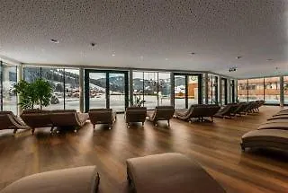 Central - Holiday Resort Flachau 4*