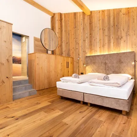 Ferienanlage Central פלאכאו