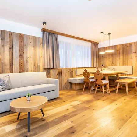 Central - Holiday Resort Flachau Aparthotel