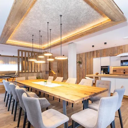 Central - Holiday Resort Flachau 4*